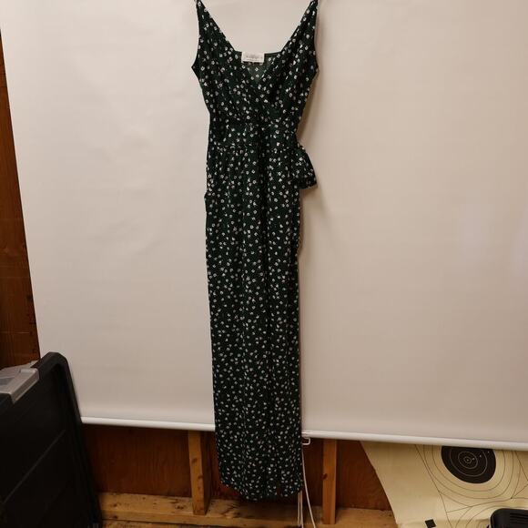 Kaileigh XSP Tall Jumpsuit Spaghetti Straps Green Floral Tie Waist Front Pocket - Picture 2 of 16